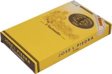 José L. Piedra Nacionales packaging