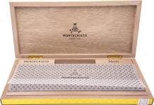Small Cigars Montecristo Shorts packaging